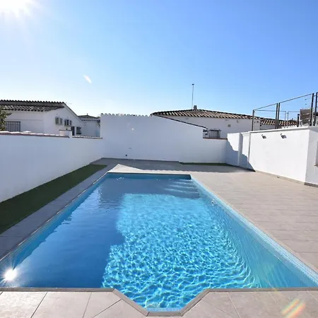 Casa Con Piscina Privada Y Cerca Playa Ref 382 Empuriabrava